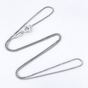 Vintage Italy Sterling Silver 925 0.8mm Box Chain Necklace 16"